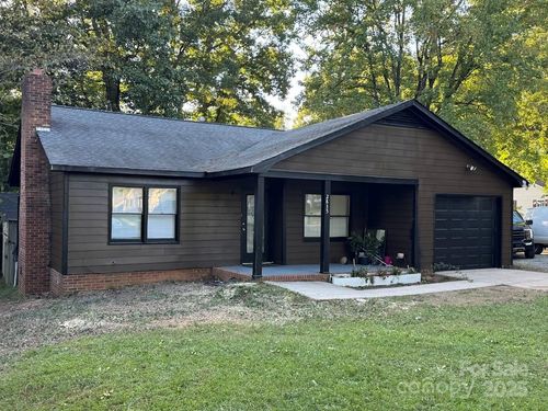 2835 Royal Ridge Ln, Charlotte, NC, 28212-6455 | Card Image