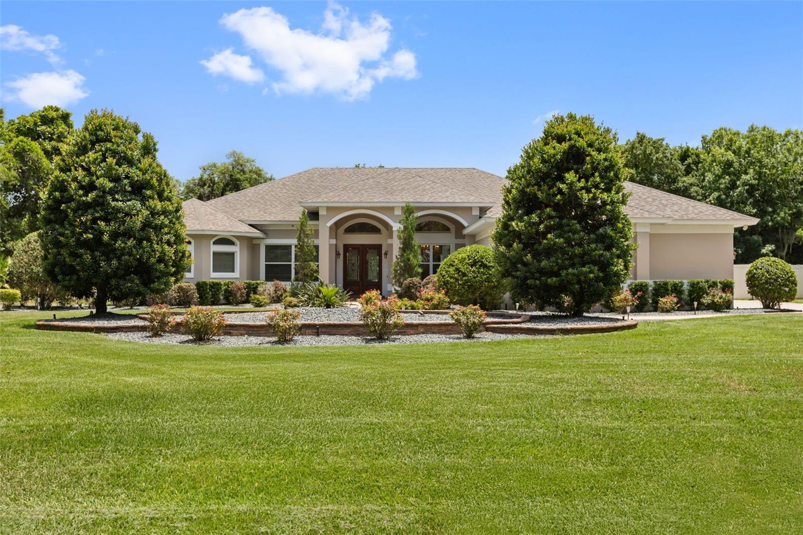 Residential in TAVARES