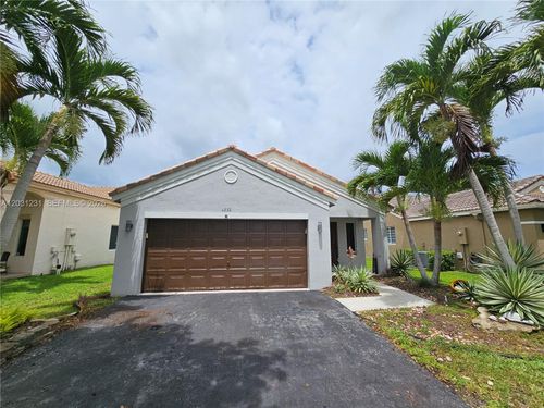 4232 Mahogany Ridge Dr, Weston, FL, 33331-3826 | Card Image