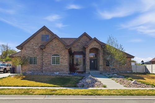 15766 S Gun Stock Dr, Bluffdale, UT, 84065-5172 | Card Image