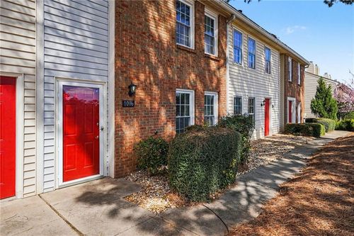 1016 Old Holcomb Bridge Rd, Roswell, GA, 30076-2060 | Card Image