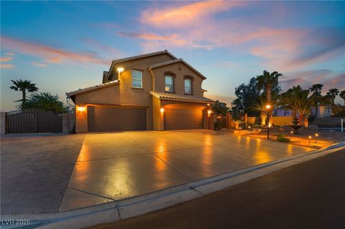 4200 Scott Peak Ct, Las Vegas, NV, 89129-3671 | Card Image