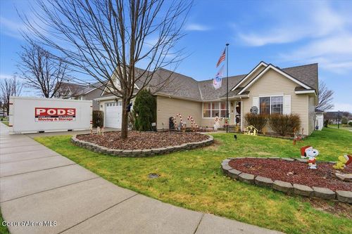 8300 N Ainsworth Dr, Hayden, ID, 83835-9402 | Card Image