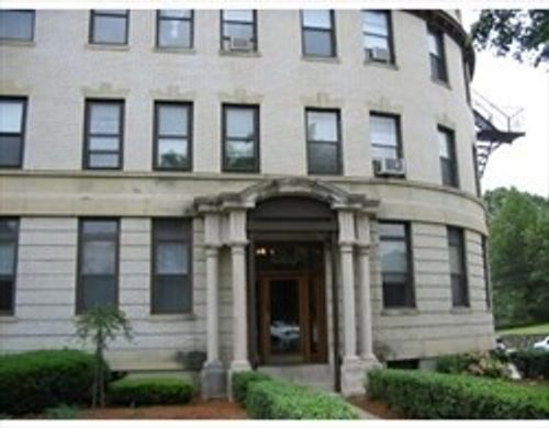 apt-15-1880 Commonwealth Ave, Boston, MA, 02135-6021 | Card Image