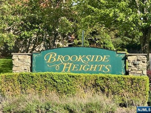 15B Brookside Hts, Wanaque, NJ, 07465-1638 | Card Image