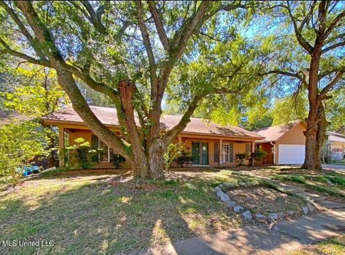 1608 Melrose Pl, Clinton, MS, 39056-3925 | Card Image