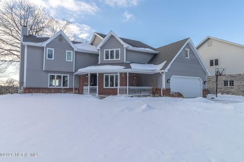 1308 Oaktree Ct, Oregon, OH, 43616-4160 | Card Image