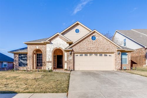 10109 Oldfield Ct, Fort Worth, TX, 76244-9551 | Card Image