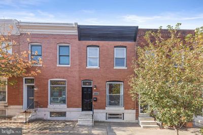 120 Rochester Place, Townhouse with 3 bedrooms, 2 bathrooms and null parking in BALTIMORE MD | Image 2