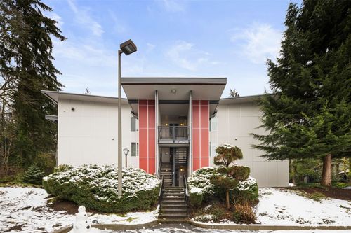apt-j105-14450 Ne 31st St, Bellevue, WA, 98007-3605 | Card Image