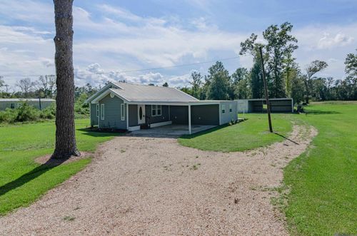 15687 Penalber Rd, Maurepas, LA, 70449-5923 | Card Image