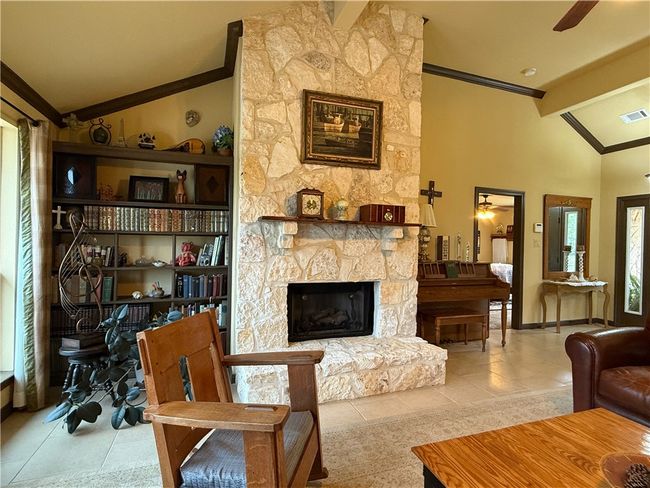 28799 N Us Highway 83, House other with 4 bedrooms, 3 bathrooms and null parking in Concan TX | Image 30