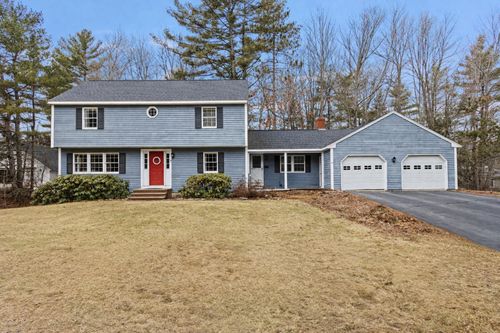 46 Rainbow Farm Road, Yarmouth, ME, 04096 | Card Image