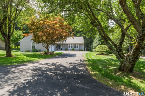 3 Racebrook Ct, Cheshire, CT, 06410-2328 | Card Image