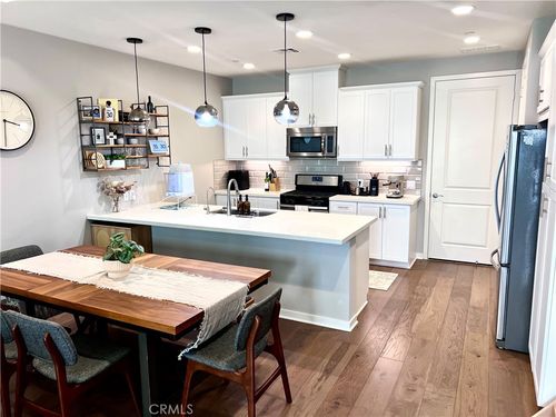 616 Trailblaze, Irvine, CA, 92618-0816 | Card Image