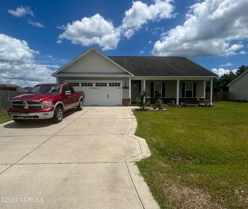 102 Gobblers Way, Richlands, NC, 28574-8006 | Card Image