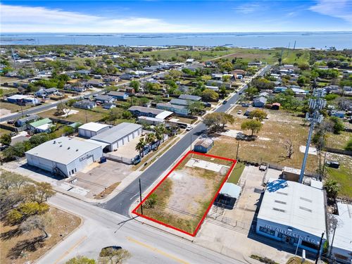 801 Waldron Rd, Corpus Christi, TX, 78418-3339 | Card Image