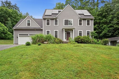 150 Ludlow St, Belchertown, MA, 01007-8807 | Card Image