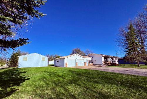 306 4th Ave Se, Baudette, MN, 56623-2824 | Card Image