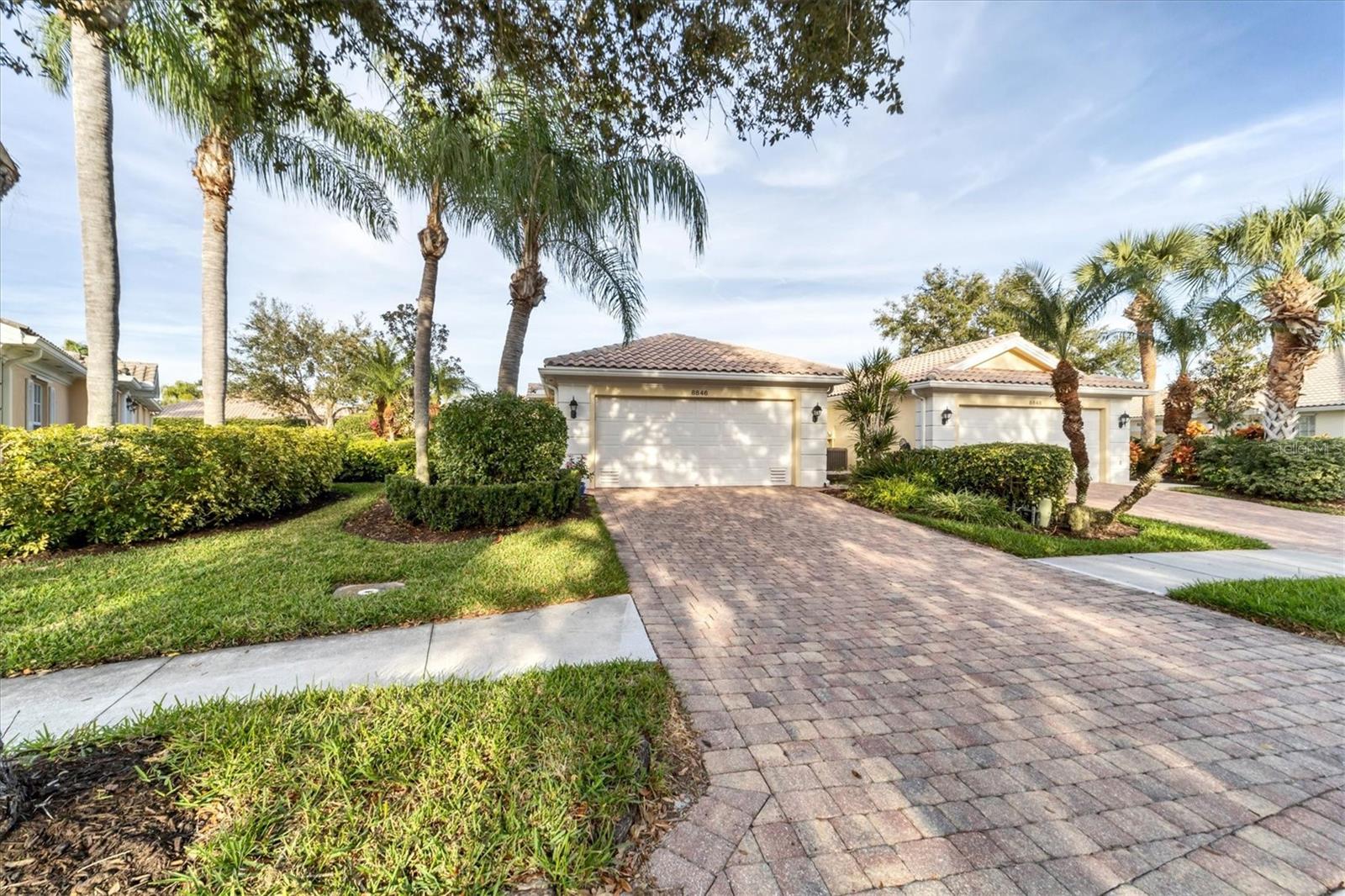 Estepona Ct, Sarasota, FL 34238