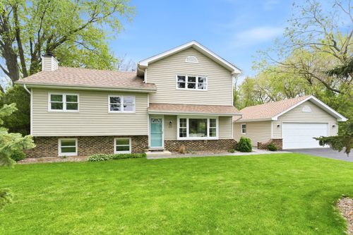 0N717 Knollwood Dr, Wheaton, IL, 60187 | Card Image