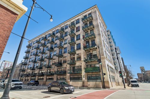 apt-505-1801 S Michigan Ave, Chicago, IL, 60616-1644 | Card Image
