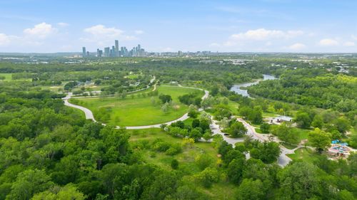 416 Kemp St, Austin, TX, 78741-2315 | Card Image