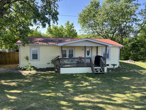 744 W Main St, Watertown, TN, 37184-1313 | Card Image