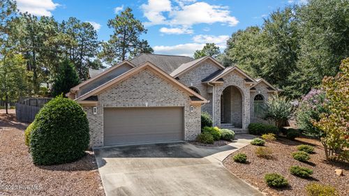 109 Sakonnet Trl, Pinehurst, NC, 28374-6802 | Card Image