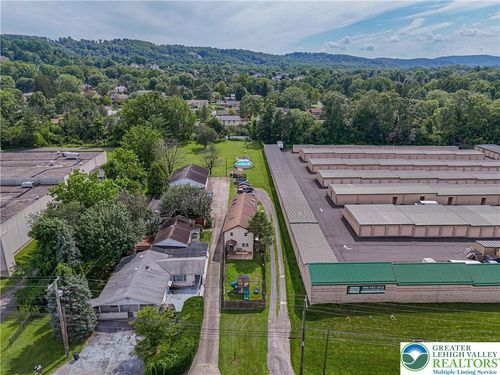 5080 Route 309, Center Valley, PA, 18034-9447 | Card Image