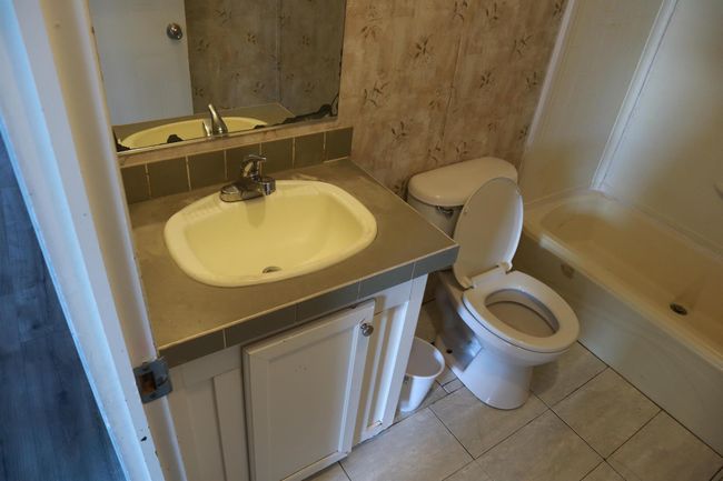 817 E 7 Th St, House other with 3 bedrooms, 2 bathrooms and null parking in Pahokee FL | Image 13