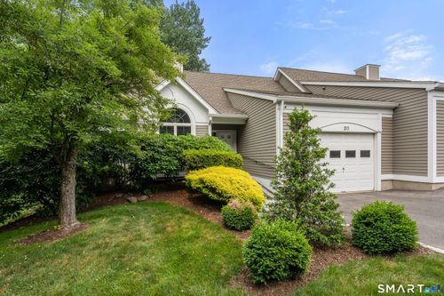 20-20 Carrie Cir, Fairfield, CT, 06825-1069 | Card Image