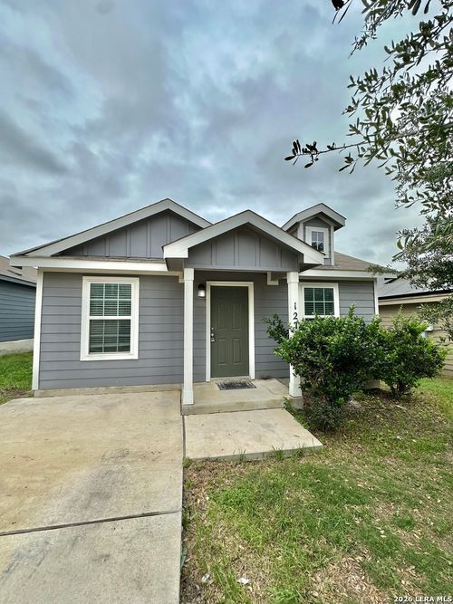 127 Expedition Way, San Antonio, TX, 78220-4440 | Card Image