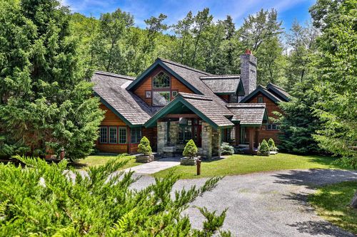 476 Salt Ash Rd, Plymouth, VT, 05056-4407 | Card Image
