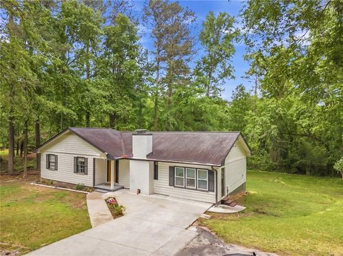 3186 White Rd Ne, Conyers, GA, 30012-2628 | Card Image
