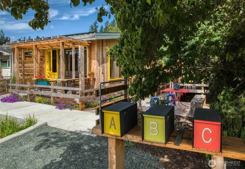 624 2nd St, Langley, WA, 98260 | Card Image