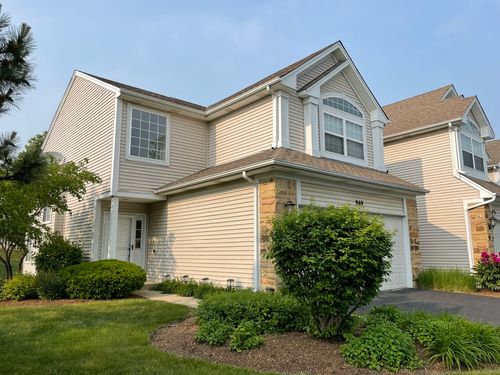 969 Mesa Dr, Lake In The Hills, IL, 60156-4929 | Card Image
