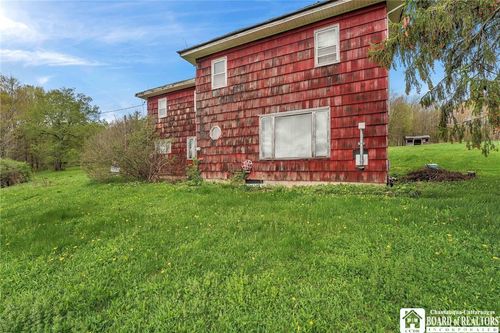 9749 Laidlaw Rd, Franklinville, NY, 14737 | Card Image