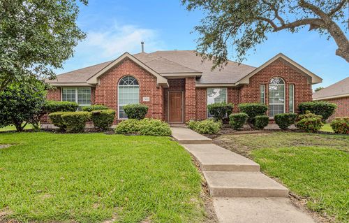 7413 Providence Dr, Rowlett, TX, 75089-3901 | Card Image