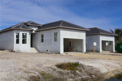 2548 Linda Dr, NAPLES, FL, 34112-6332 | Card Image