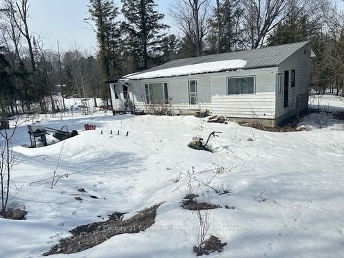 30 Pineridge Drive, Mcdougall, ON, P2A2W9 | Card Image