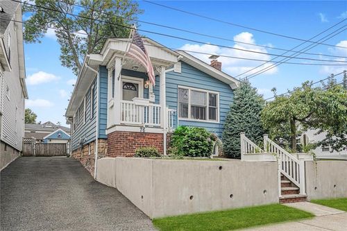 76 Whitman Ave, Staten Island, NY, 10308-3228 | Card Image