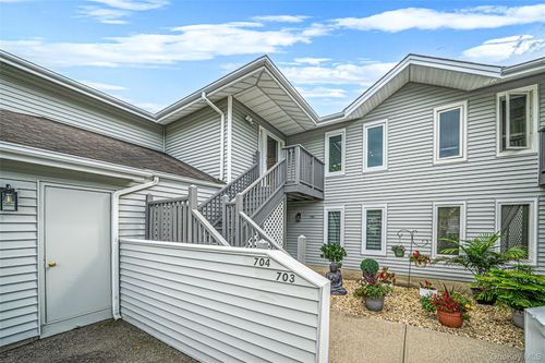 704 Fenway Rd, Saint James, NY, 11780-3313 | Card Image
