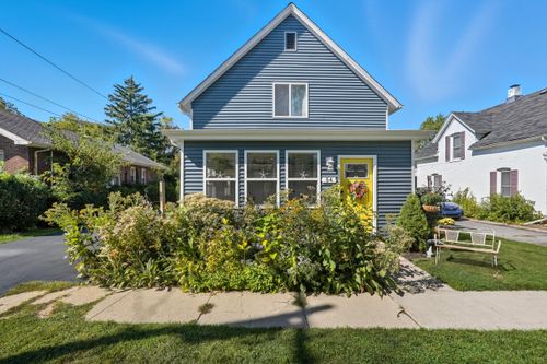 54 N Michigan Ave, Hobart, IN, 46342 | Card Image