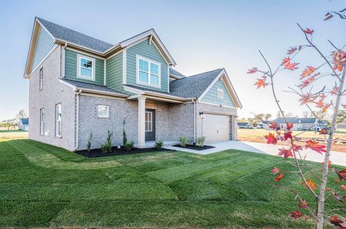 1266 Saddlebred Ln, Bowling Green, KY, 42104-8810 | Card Image
