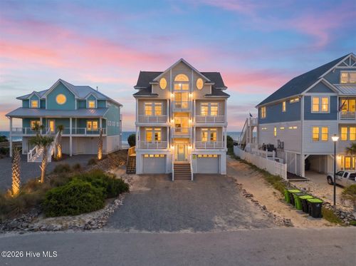 31 Porpoise Pl, N Topsail Beach, NC, 28460-9551 | Card Image