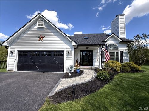 1413 Creek Pointe, Farmington, NY, 14425-8941 | Card Image