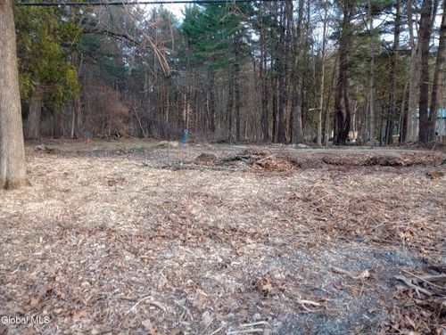 431 Northern Pines Rd, Wilton, NY, 12831-1812 | Card Image