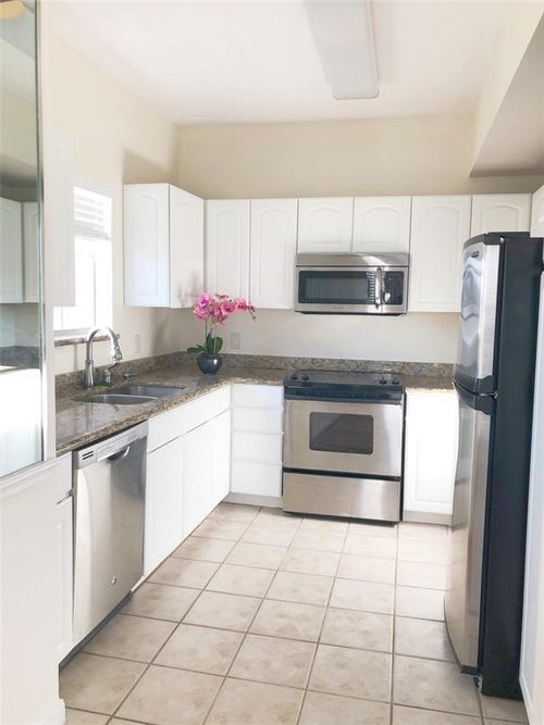 3208-1330 Old Spanish Trl, Houston, TX, 77054-1833 | Card Image