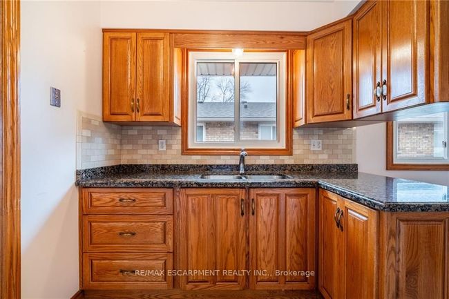 19 Carpenter Ave, House other with 4 bedrooms, 2 bathrooms and 3 parking in Stoney Creek ON | Image 12